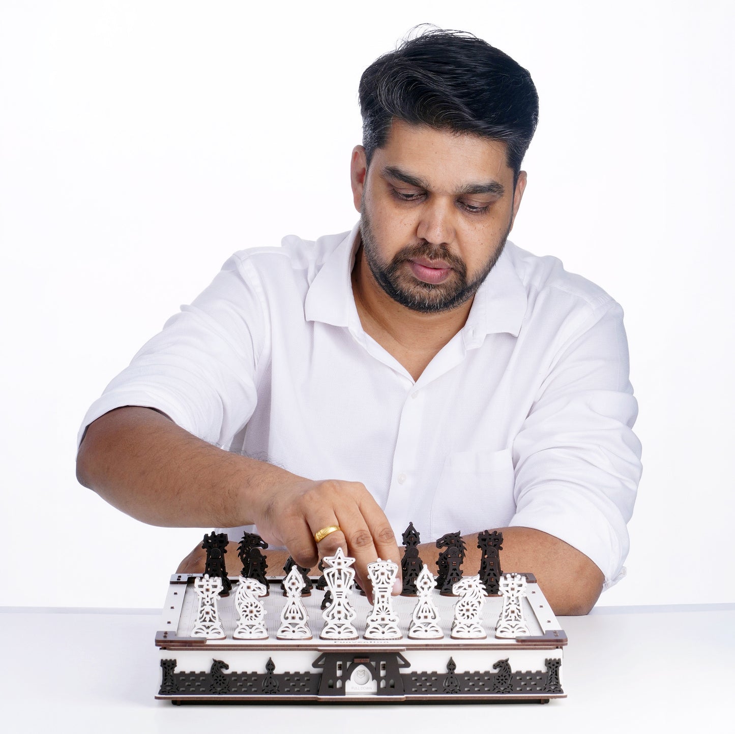 Funvention EPIC CHESS | DIY Mechanical Chess Set with Geared Fidget Pieces | 6+ Years